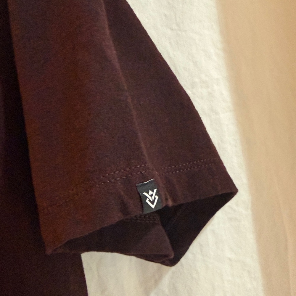 Men's Veece T Shirt dark red/ burgundy Large
